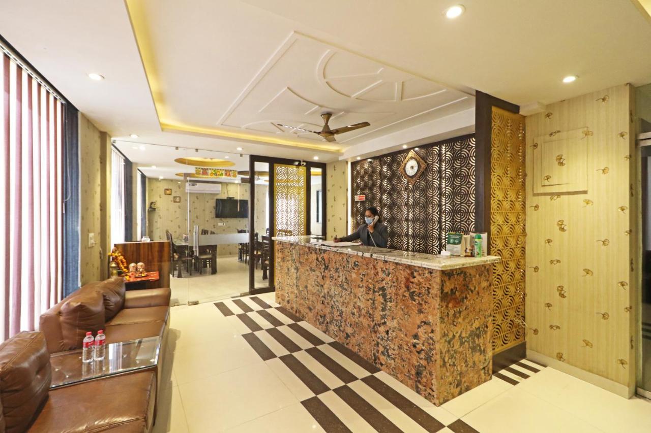 Hotel Paragon Suites Új-Delhi Kültér fotó