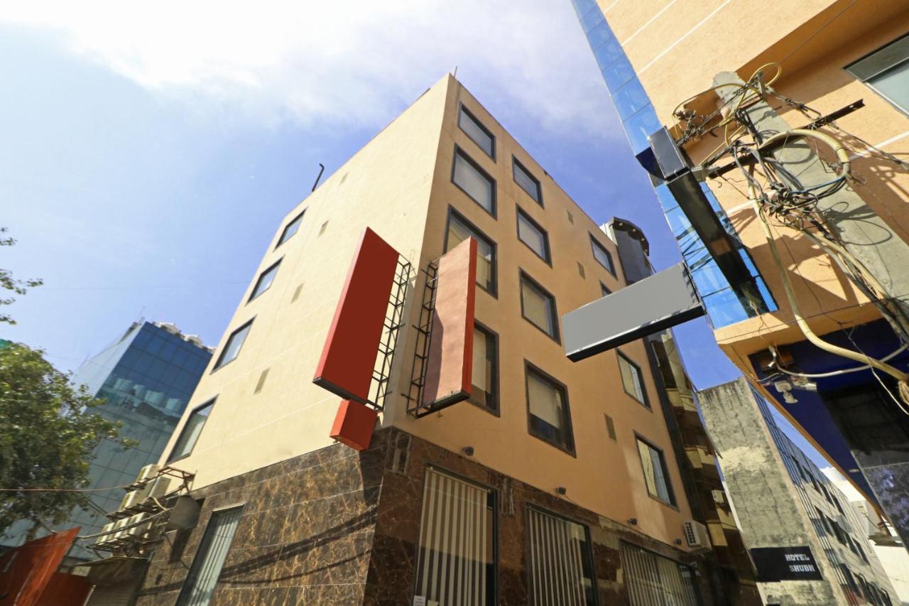 Hotel Paragon Suites Új-Delhi Kültér fotó